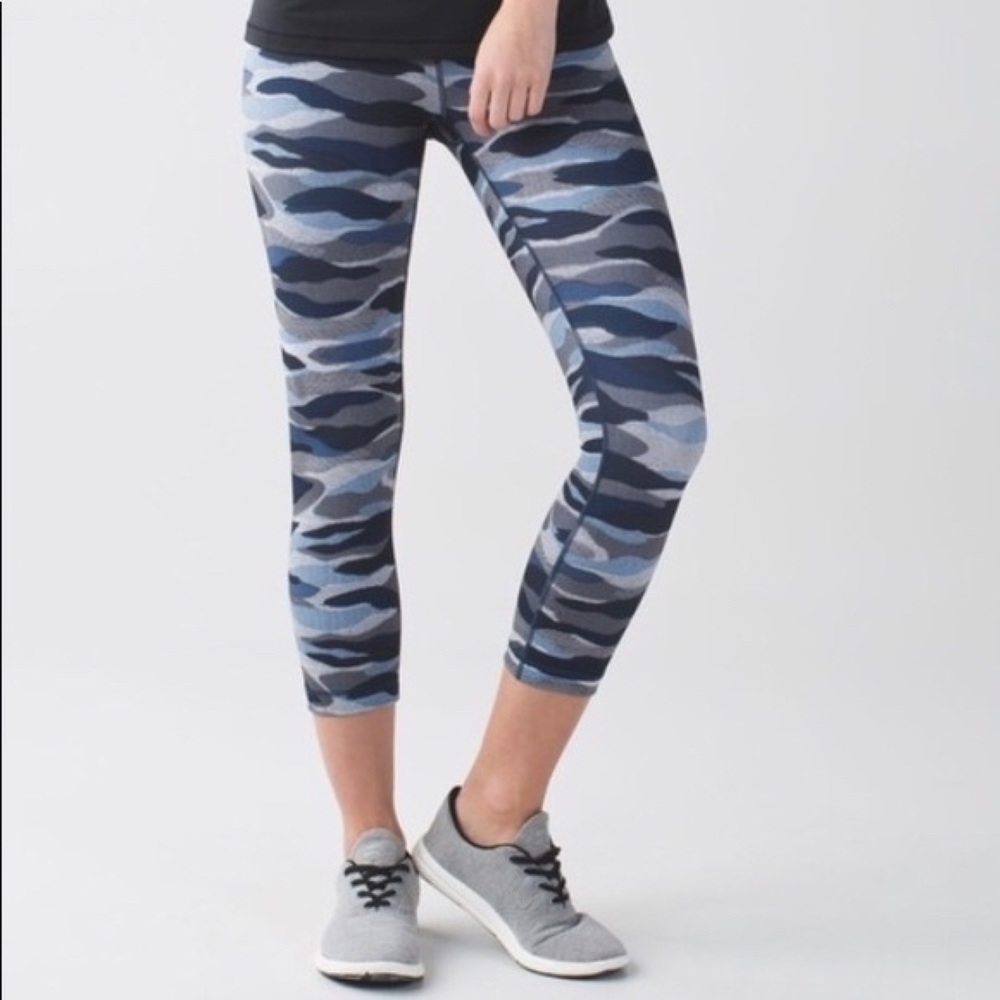 lululemon Wunder Under Cropped Leggings